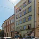 One-Bedroom Kazimierz Apartment For Home Office Starowislna By Noclegi Renters
