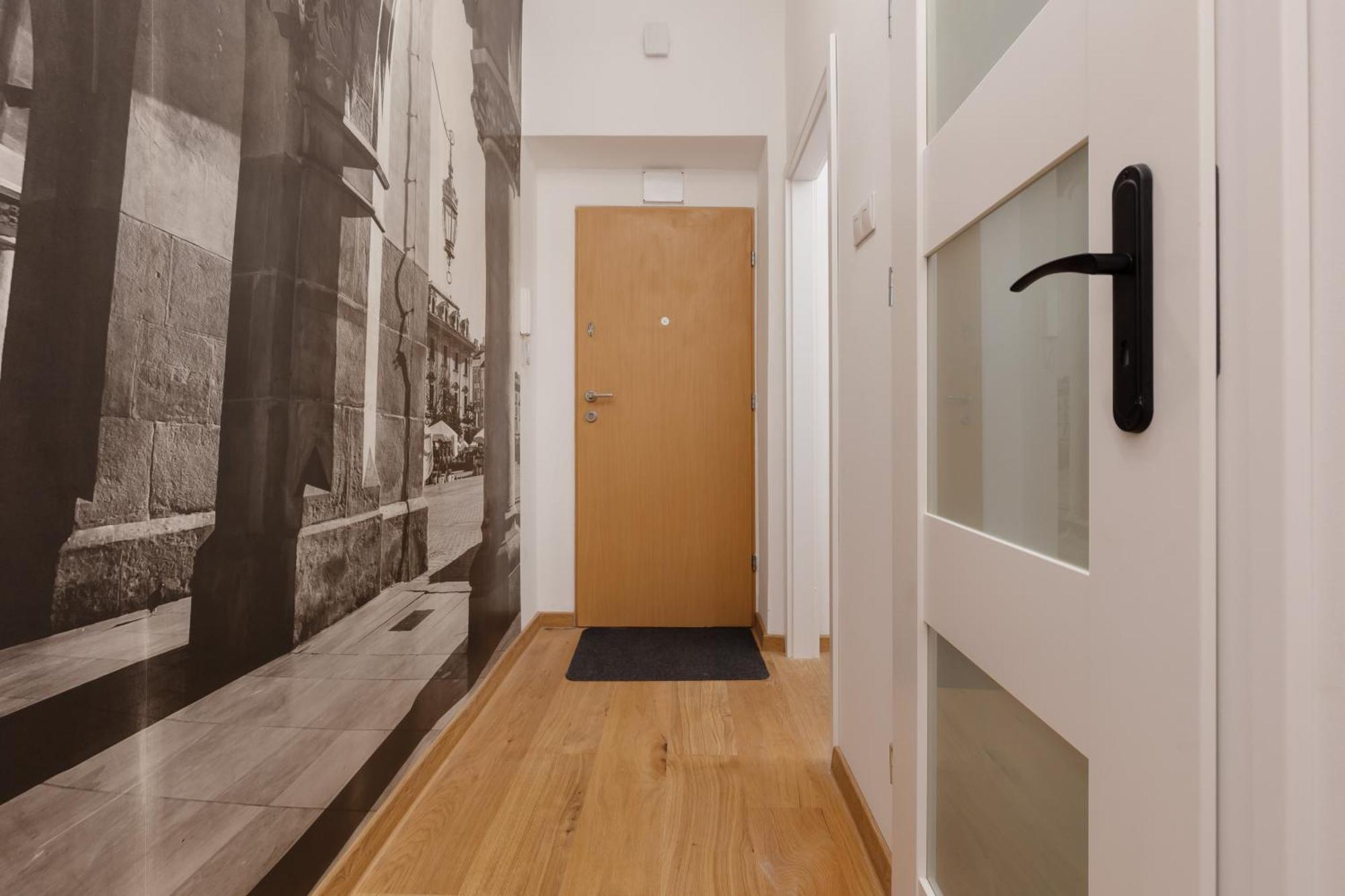 One-bedroom Kazimierz For Office Starowislna By Renters Apartment Krakau